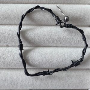 Sterling Silver Barbed Wire Heart Earring (single)